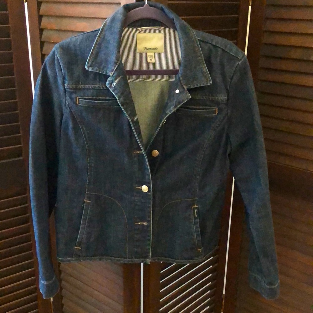 Cute cropped jean jacket